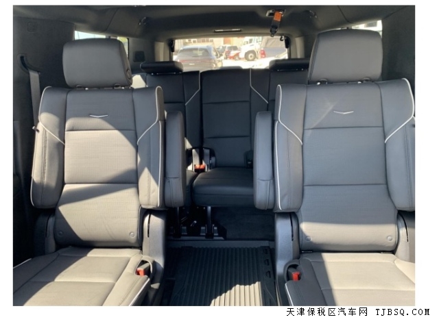 加长凯迪拉克凯雷德柴油铂金运动3.0T港口最新行情