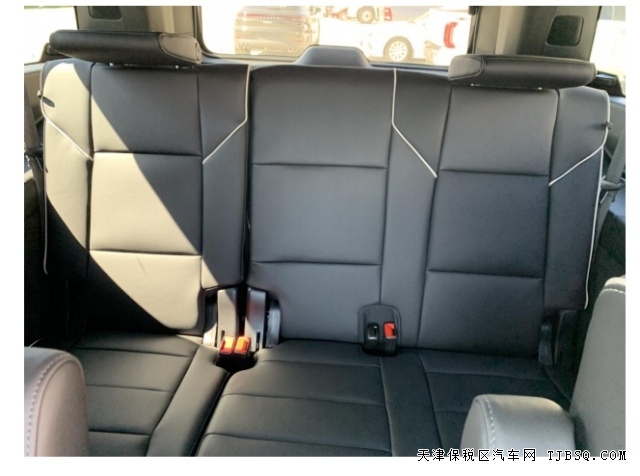 加长凯迪拉克凯雷德柴油铂金运动3.0T港口最新行情