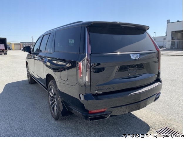 加长凯迪拉克凯雷德柴油铂金运动3.0T港口最新行情