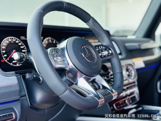 2024款奔驰AMG G63三把锁价格暴跌港口最新行情报价
