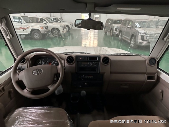 中东版23款丰田酷路泽LC78手动4.0L汽油超大装载空间港口价格抄底