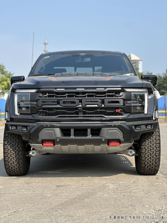 福特F150猛禽R搭载5.2L V8引擎超级性能美式大皮卡