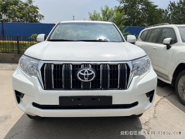 中东版丰田霸道4000TXL天窗后挂大油箱港口最新行情可分期