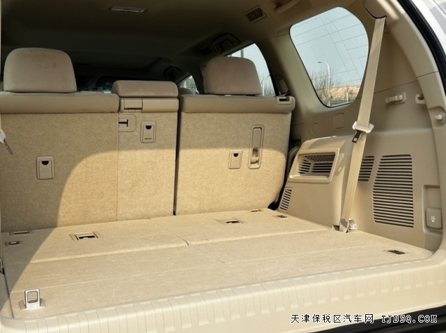 中东版丰田霸道4000TXL天窗后挂大油箱港口最新行情可分期