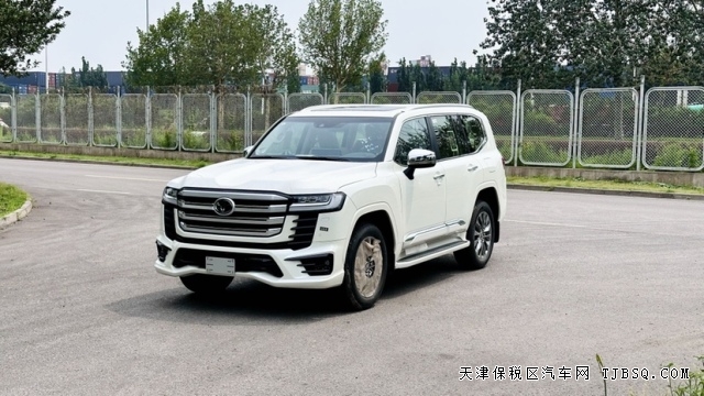 23款中东版丰田酷路泽LC300 VX三把锁高配都选装哪些配置