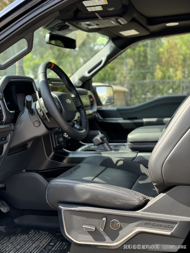 美式皮卡代表加版福特猛禽37性能版港口最新行情九十多万