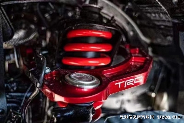 平行进口丰田塔库玛皮卡车搭载3.5L发动机港口最新行情