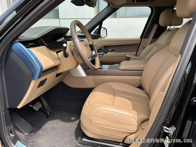 24款路虎揽胜创世加长4.4T V8顶级奢华SUV