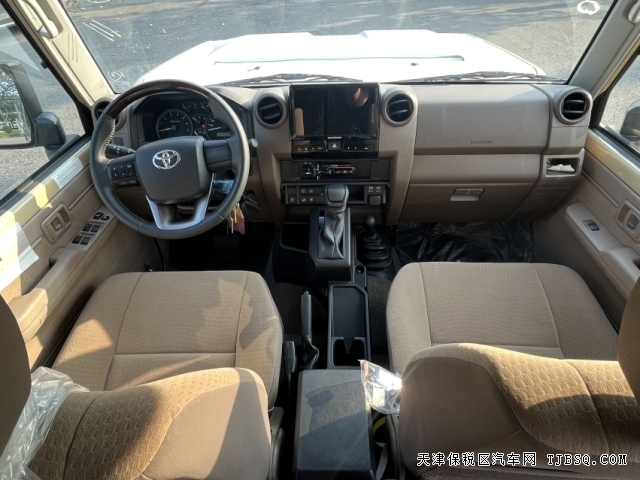 24款酷路泽LC76自动挡汽油4.0L自定车源港口售价88万起