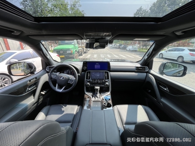 平行进口24款雷克萨斯LX600日系全尺寸SUV港口促销中