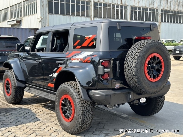 拥有强悍性能的24款丰田烈马猛禽版性能参数详解