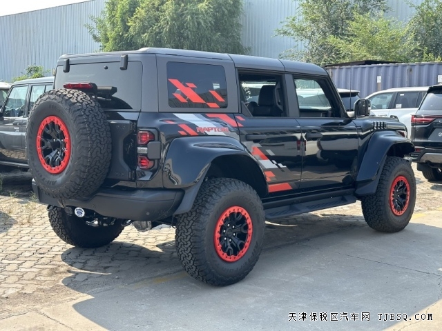 拥有强悍性能的24款丰田烈马猛禽版性能参数详解