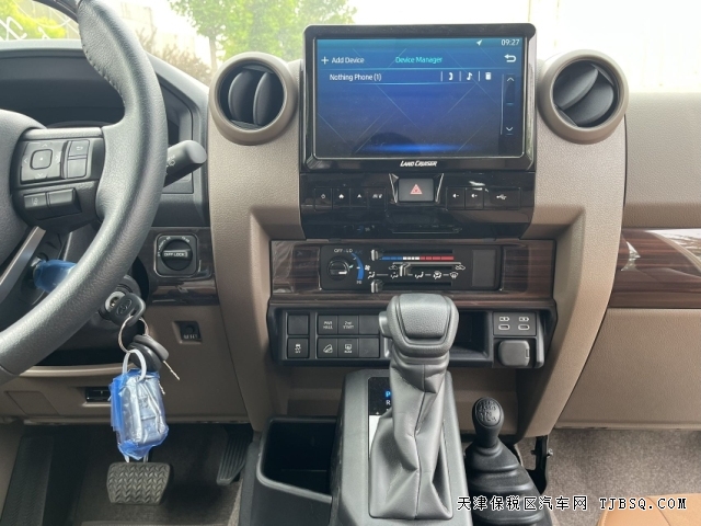 24款LC71 柴油自动挡 2.8T 顶配 梅花灯 绞盘 气泵 沙漠黄现车