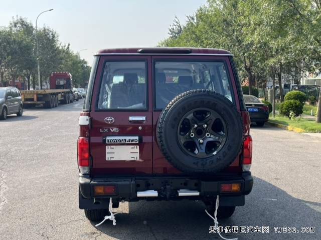 最具情怀的硬派越野车24款丰田LC76汽油自动档4.0L批发