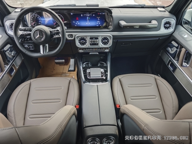 25款奔驰G450d柴油版港口现车接受预定160万体验改款车型