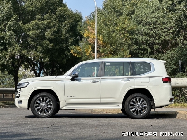 中东版酷路泽LC300 VXR三把锁百万级别最实用配置车型