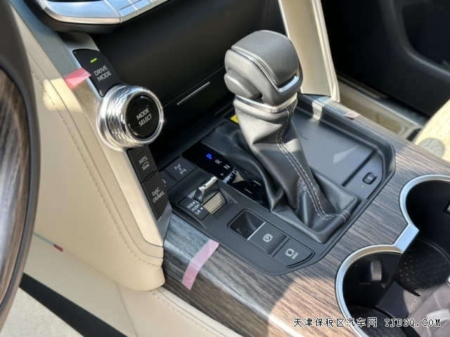 中东版酷路泽LC300 VXR三把锁百万级别最实用配置车型