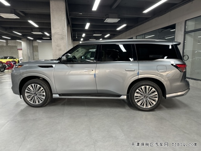日系全尺寸SUV25款英菲尼迪QX80搭载3.5T新款发动机