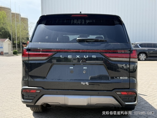 25款雷克萨斯LX600豪华越野新标杆3.5T搭10AT