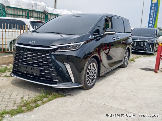 商务车天花板25款雷克萨斯LM500h平行进口现车不加价