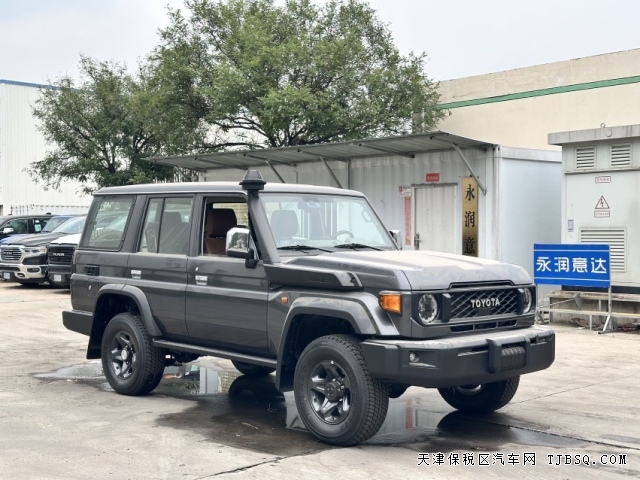 25款酷路泽LC76柴油2.8T自动挡丰田最原始的硬派越野车