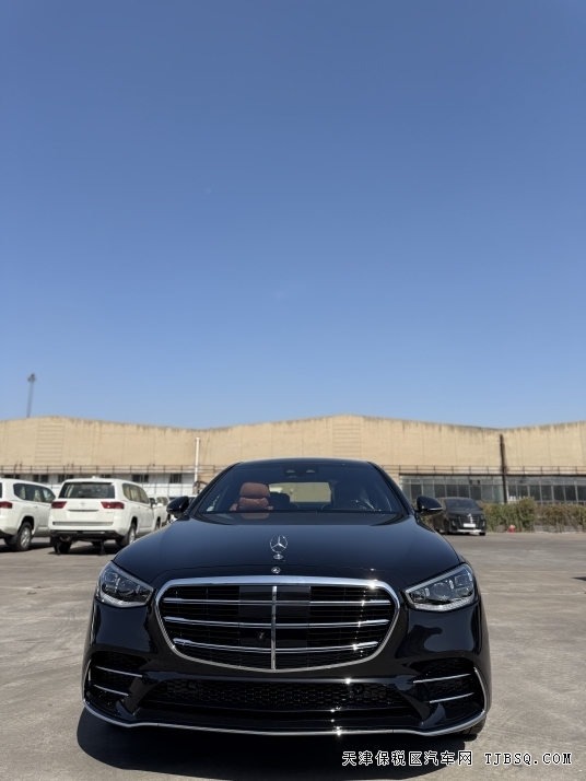 2026款加版奔驰S500四驱长轴现车已到港口