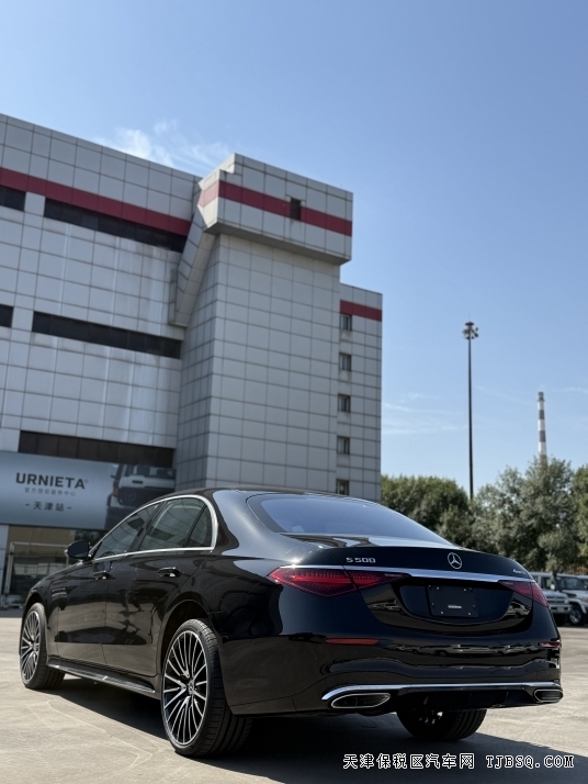 2026款加版奔驰S500四驱长轴现车已到港口