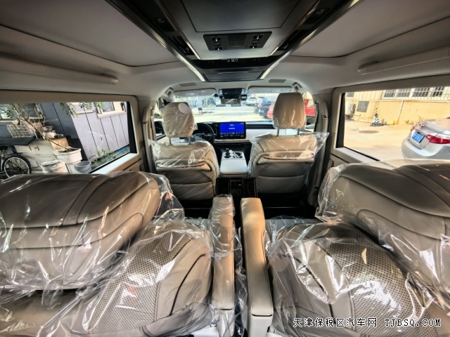 雷克萨斯LM500h 25款 2.4T 油电混动 Executive 6座149万