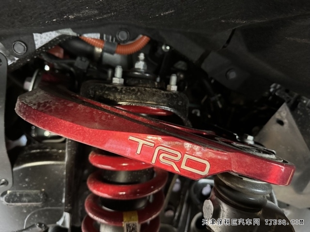 1a4477a02bc2be468004e27b2a39c297 25款丰田红杉混动TRD Pro全尺寸SUV越野性能加强版