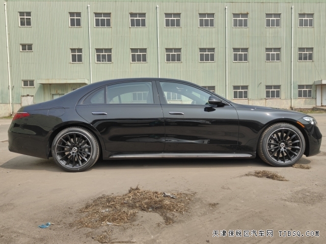 平行进口25款加版奔驰S580八缸4.0T港口行情158万起