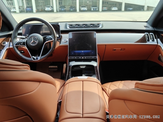 平行进口25款加版奔驰S580八缸4.0T港口行情158万起