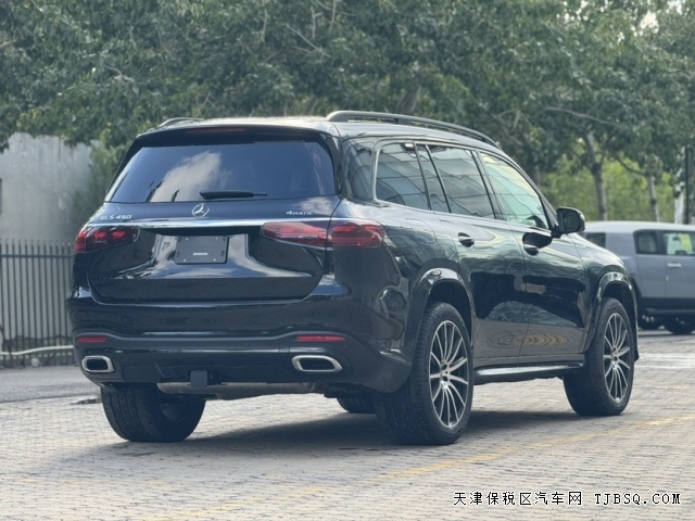 26款奔驰GLS450平行进口现车到港接受预定