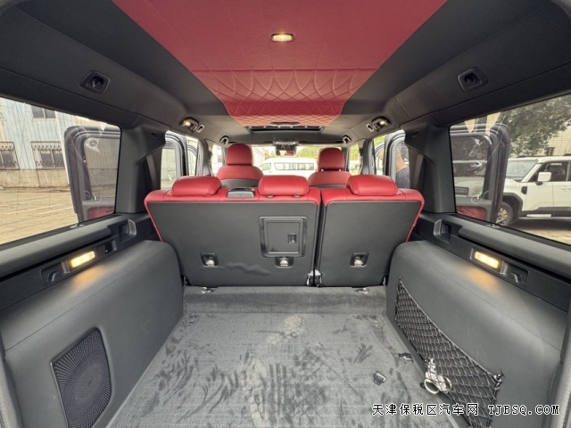 平行进口25款加版奔驰G63双边排气港口240万起