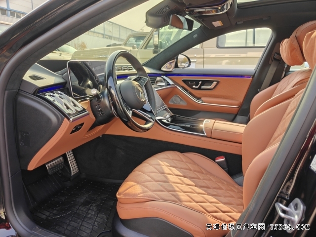 2e73da6d5bebe751fdb3738fe2d493a2 平行进口25款加版奔驰S580八缸4.0T港口现车166万起