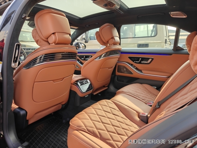 7de8f3ff07270ad0a9ee72f28a164be7 平行进口25款加版奔驰S580八缸4.0T港口现车166万起
