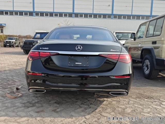 216e4dc1de7469e6083749e102b6b990 平行进口25款加版奔驰S580八缸4.0T港口现车166万起