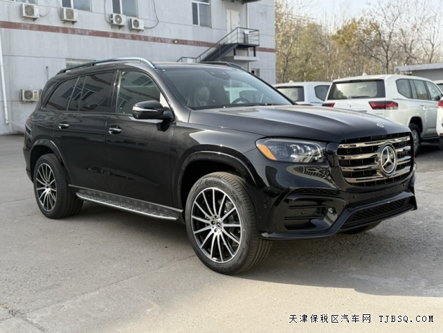 26款奔驰GLS450平行进口现车到港接受预定