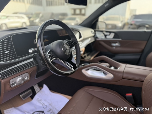 26款奔驰GLS450平行进口现车到港接受预定
