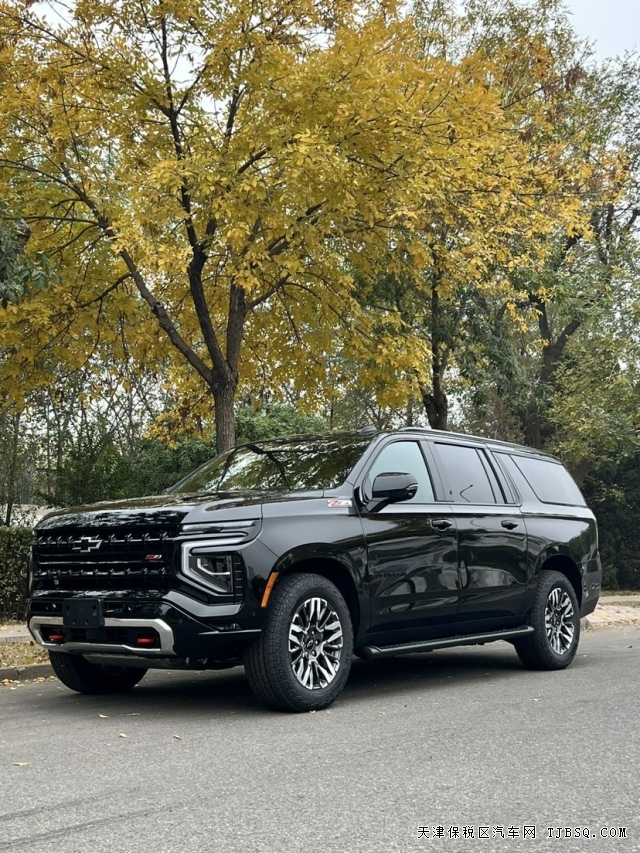 美系大块头25款萨博版Suburban3.0T柴油四驱港口开售