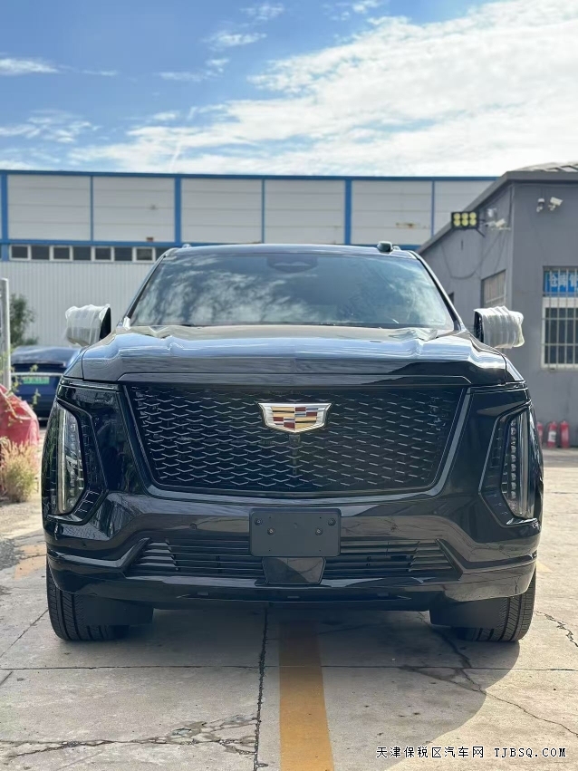 加版25款凯迪拉克凯雷德6.2L加长版美系豪华SUV