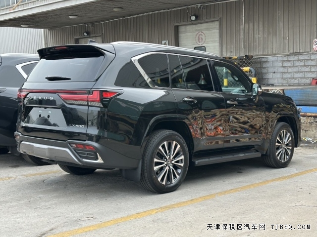 25款雷克萨斯LX600港口130万的售价是否有性价比