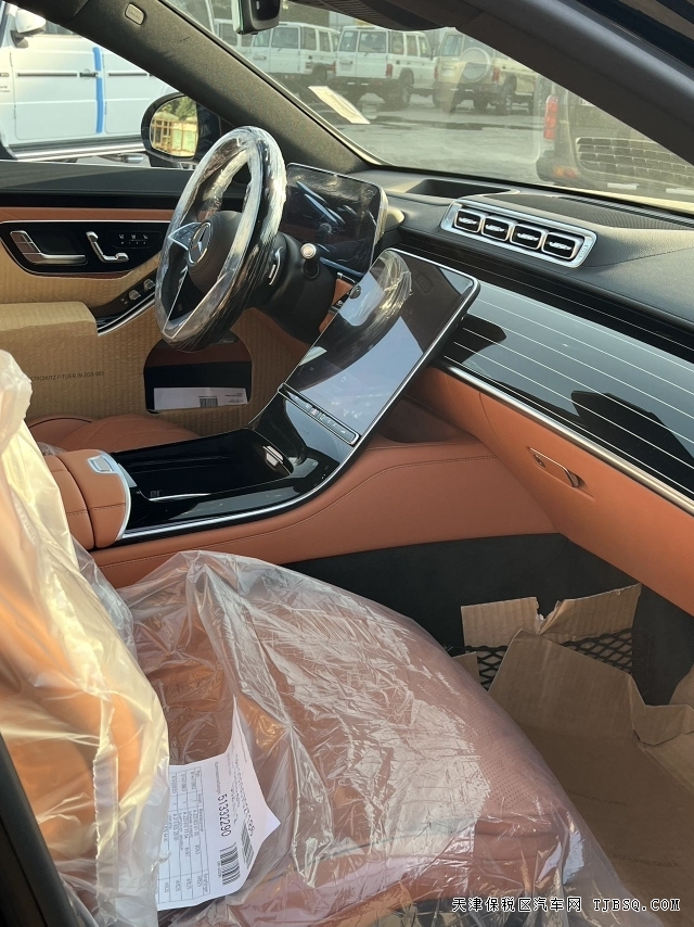 26款加版奔驰S500比迈巴赫还豪华舒适的旗舰轿车
