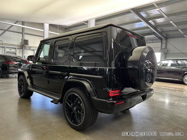 3028e3176569e6ad551f8c3e8e327367 平行进口25款欧规奔驰G63三碳满配港口惊喜价