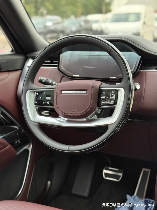 揽胜行政 25款 3.0T D350 柴油 创世加长顶级奢华SUV