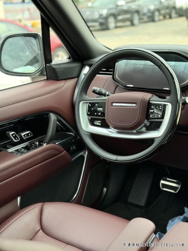 揽胜行政 25款 3.0T D350 柴油 创世加长顶级奢华SUV