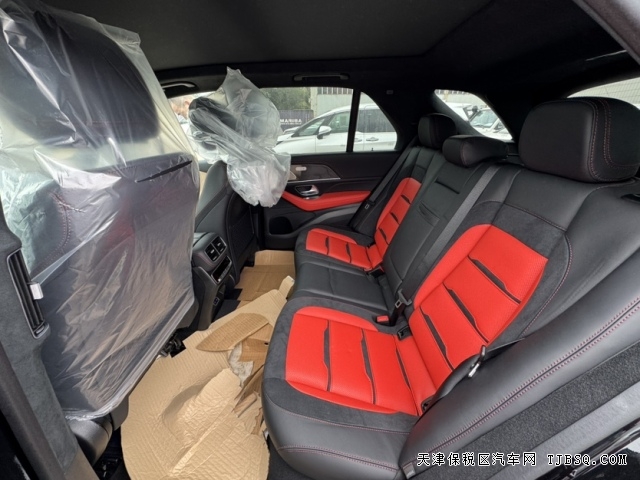 abdc92bb11de915bc56ea24a76d3dd75 25款奔驰GLE53 AMG大型运动SUV3.0T搭配9AT