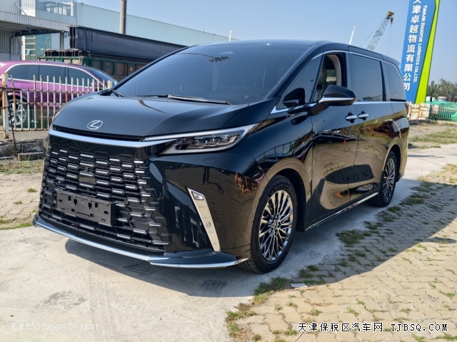 25款雷克萨斯LM500h油电混合2.4T天津港口140万价格可议
