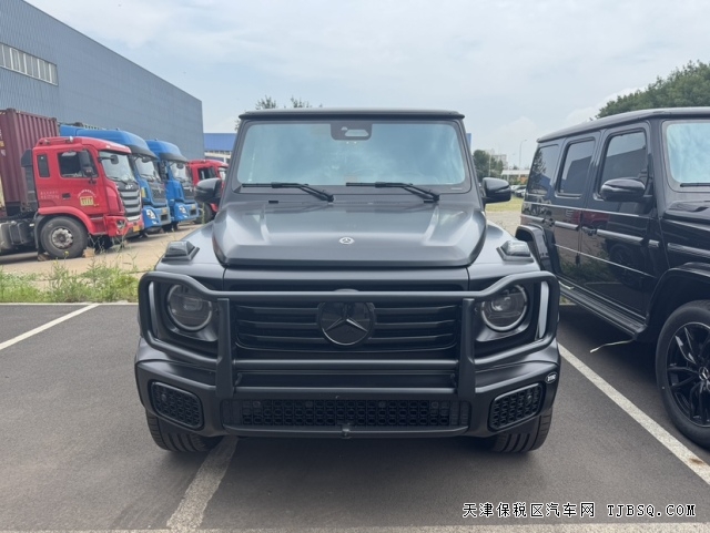 25款奔驰G550新款3.0T发动机年底大促180万起