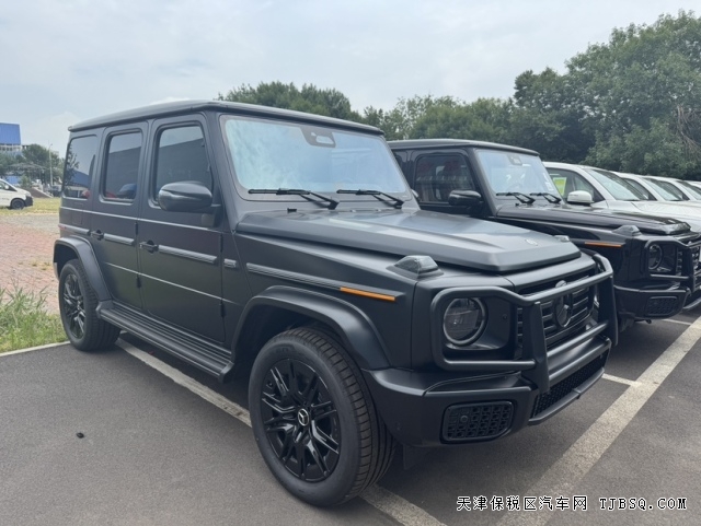 25款奔驰G550新款3.0T发动机年底大促180万起