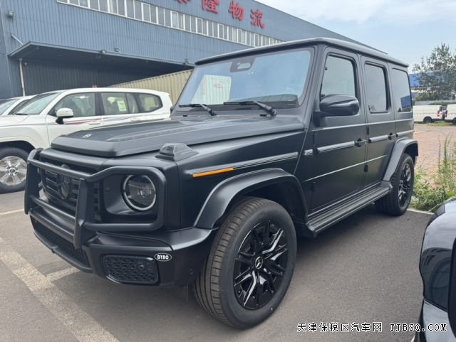 25款奔驰G550新款3.0T发动机年底大促180万起